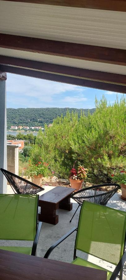 Studio Apartman Tariba Supetarska Draga Exterior foto